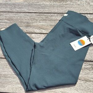 VUORI Inversion Rib Legging Moss teal SIZE XL NWT Performance Leggings ☀️‎